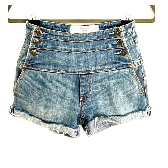 70s High waisted shorty shorts ⚓️ - Picture 1 of 3